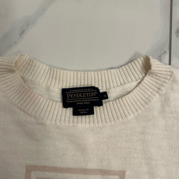 Pendleton cream sweater - Picture 2 of 3